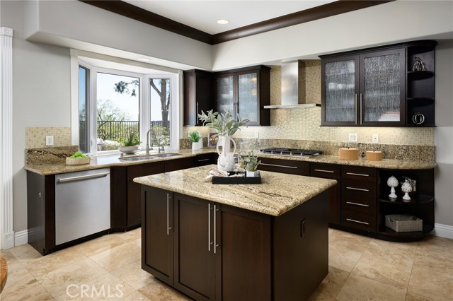 MLS #OC25170026 image #4