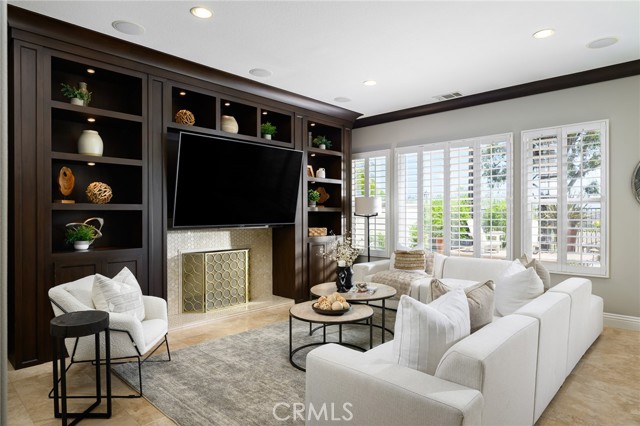 MLS #OC25170026 image #6