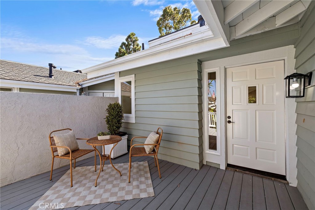 MLS #OC25170074 image #2