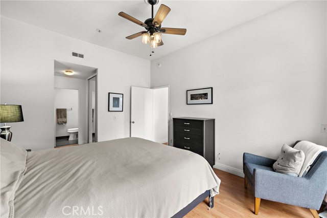 MLS #OC25170268 image #12