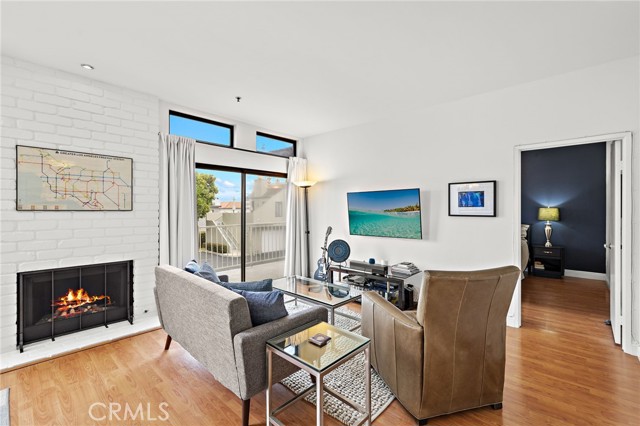 MLS #OC25170268 image #3