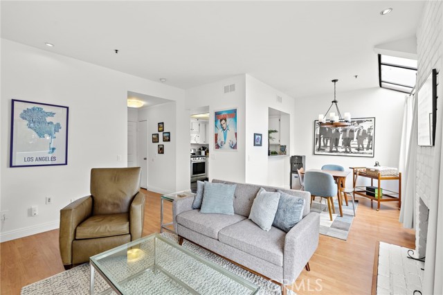 MLS #OC25170268 image #6