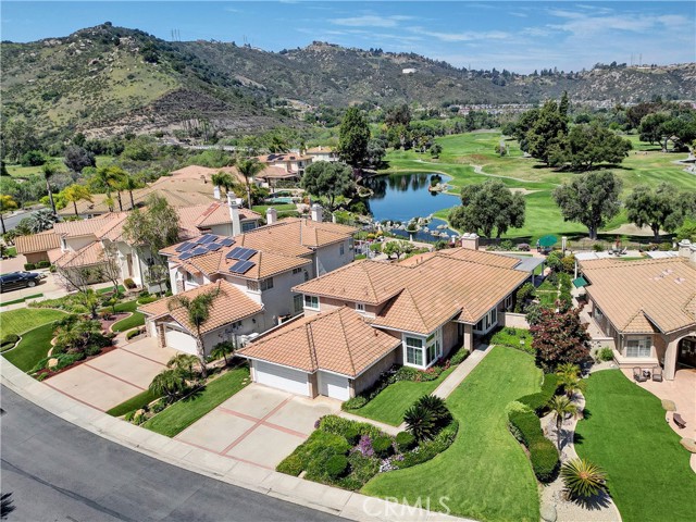 MLS #OC25170287 image #1