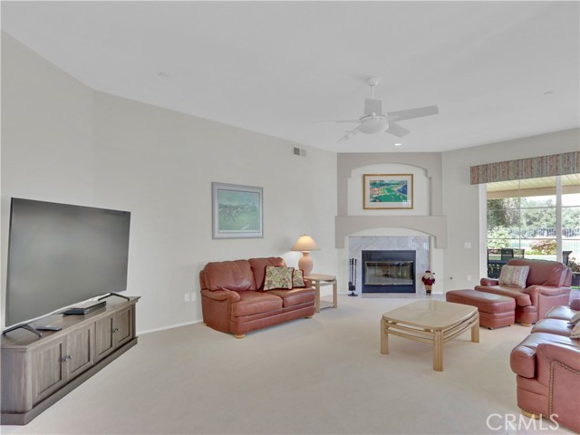 MLS #OC25170287 image #11