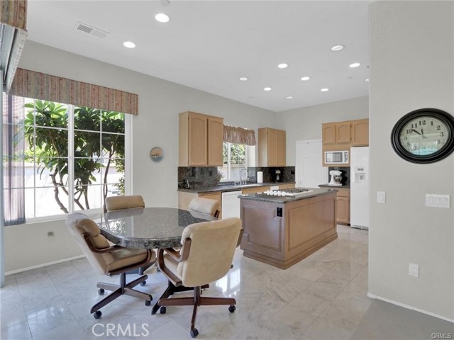 MLS #OC25170287 image #14