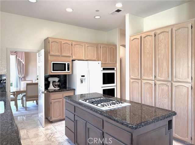 MLS #OC25170287 image #16