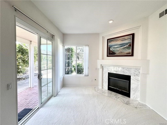 MLS #OC25170287 image #19