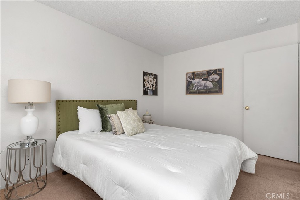 MLS #OC25170309 image #20