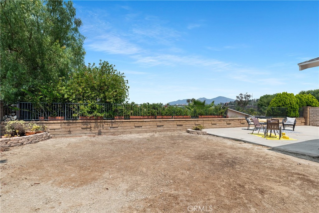 MLS #OC25170309 image #28