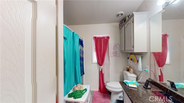 MLS #OC25170360 image #17