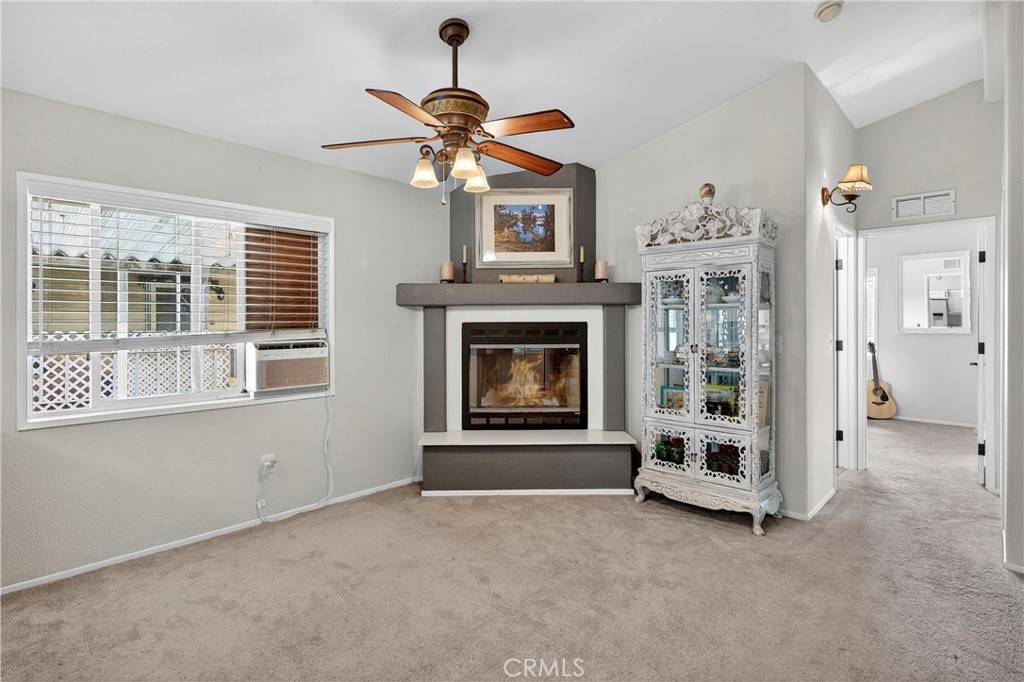 MLS #OC25170369 image #10