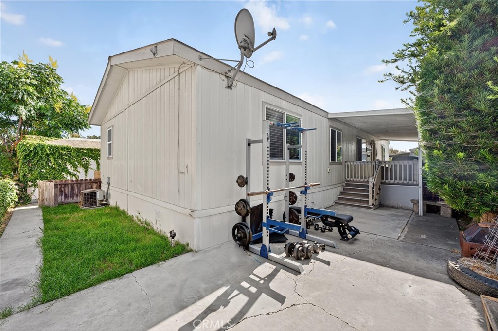 MLS #OC25170369 image #30