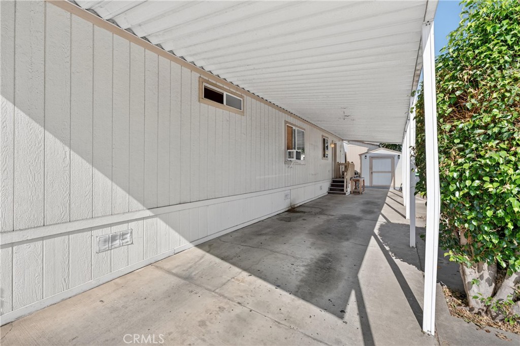 MLS #OC25170369 image #31