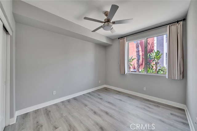 MLS #OC25170381 image #17