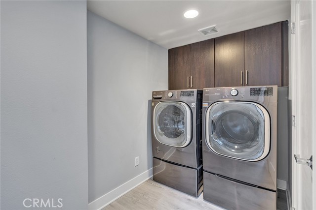 MLS #OC25170381 image #18