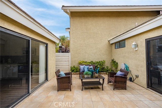 MLS #OC25170411 image #11