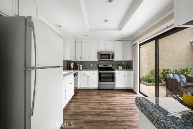 MLS #OC25170411 image #13