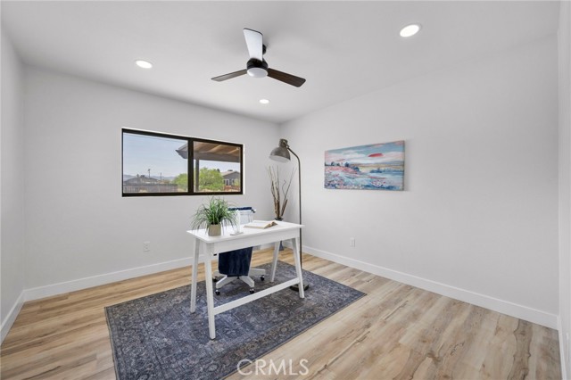 MLS #OC25170428 image #12