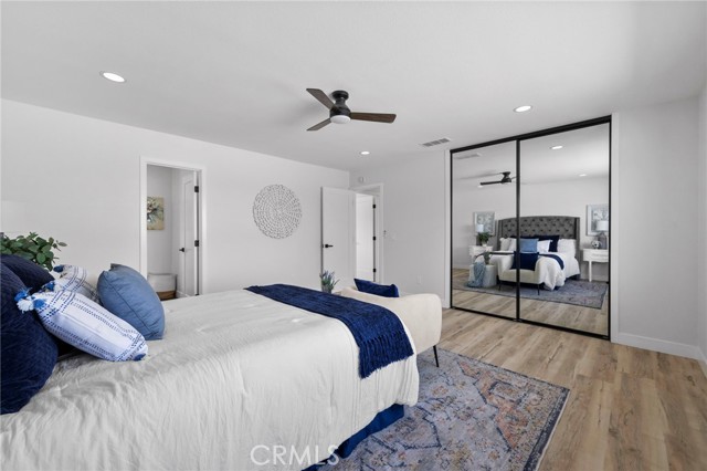 MLS #OC25170428 image #15