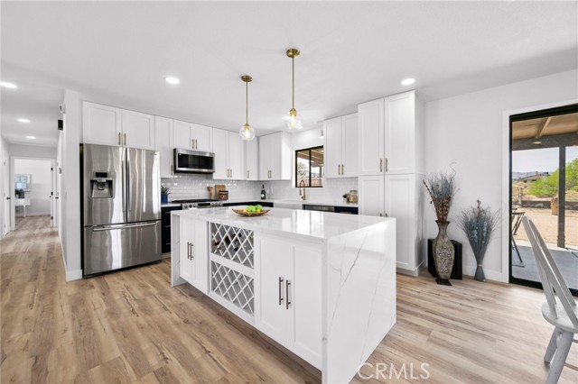 MLS #OC25170428 image #8