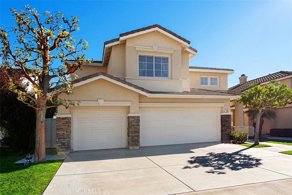 MLS #OC25170619 image #1