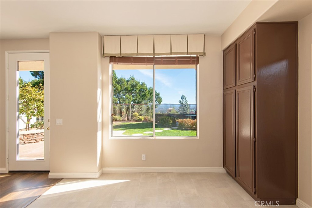 MLS #OC25170619 image #17