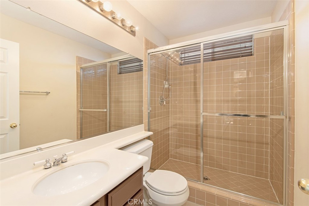 MLS #OC25170619 image #21