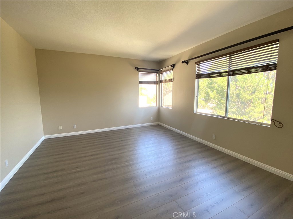 MLS #OC25170619 image #25