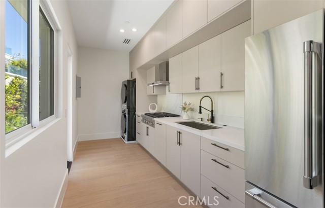 MLS #OC25170715 image #19