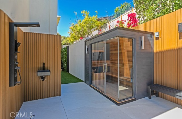 MLS #OC25170715 image #38