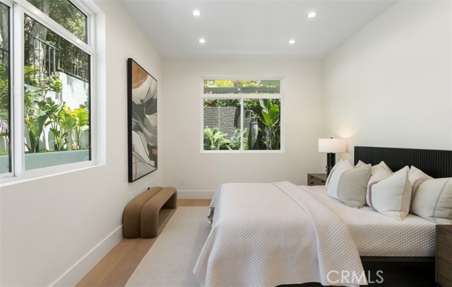 MLS #OC25170715 image #39