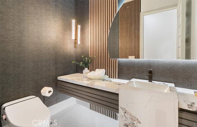 MLS #OC25170715 image #47