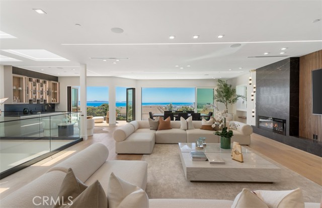 MLS #OC25170715 image #6