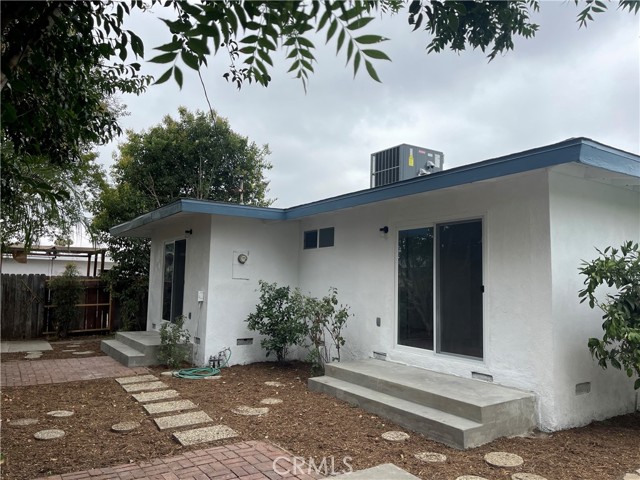 MLS #OC25170834 image #21