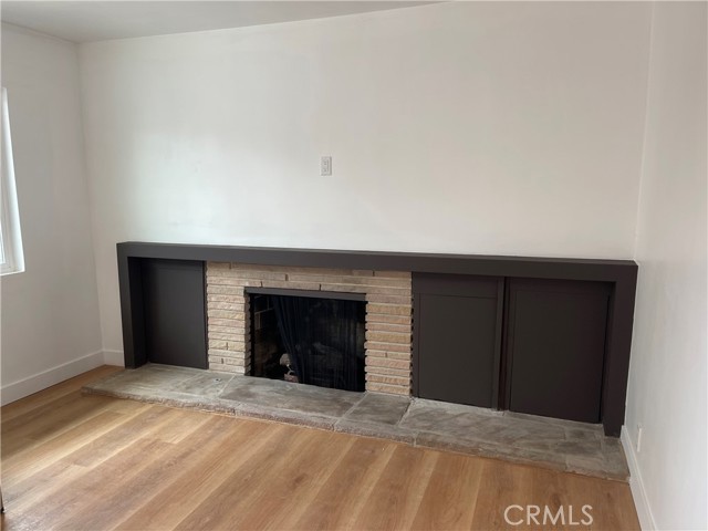 MLS #OC25170834 image #4