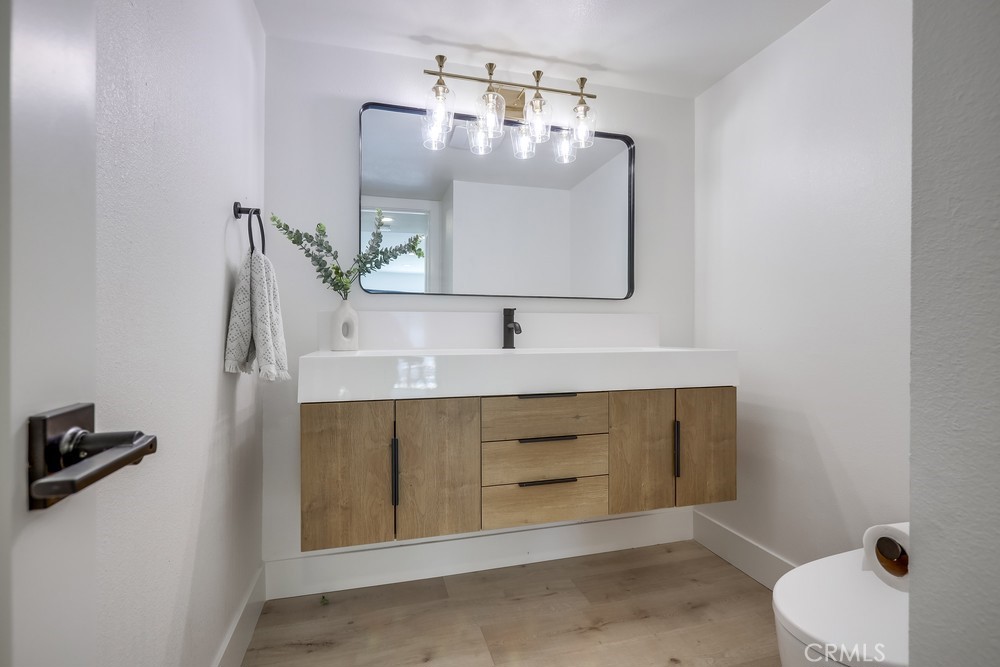 MLS #OC25170892 image #19