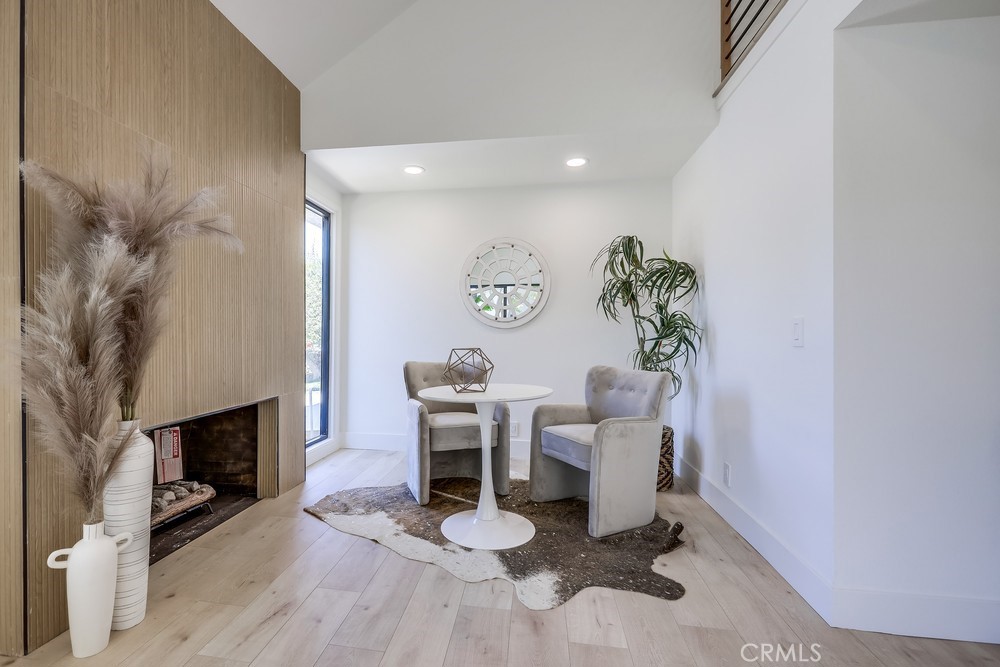 MLS #OC25170892 image #6