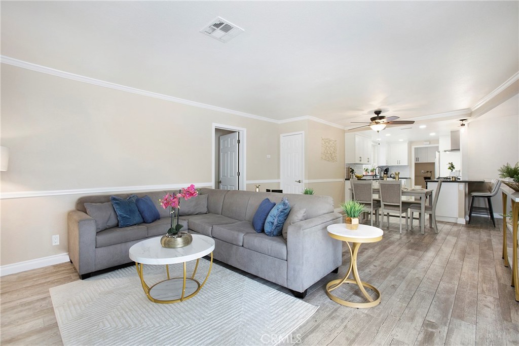 MLS #OC25170949 image #10