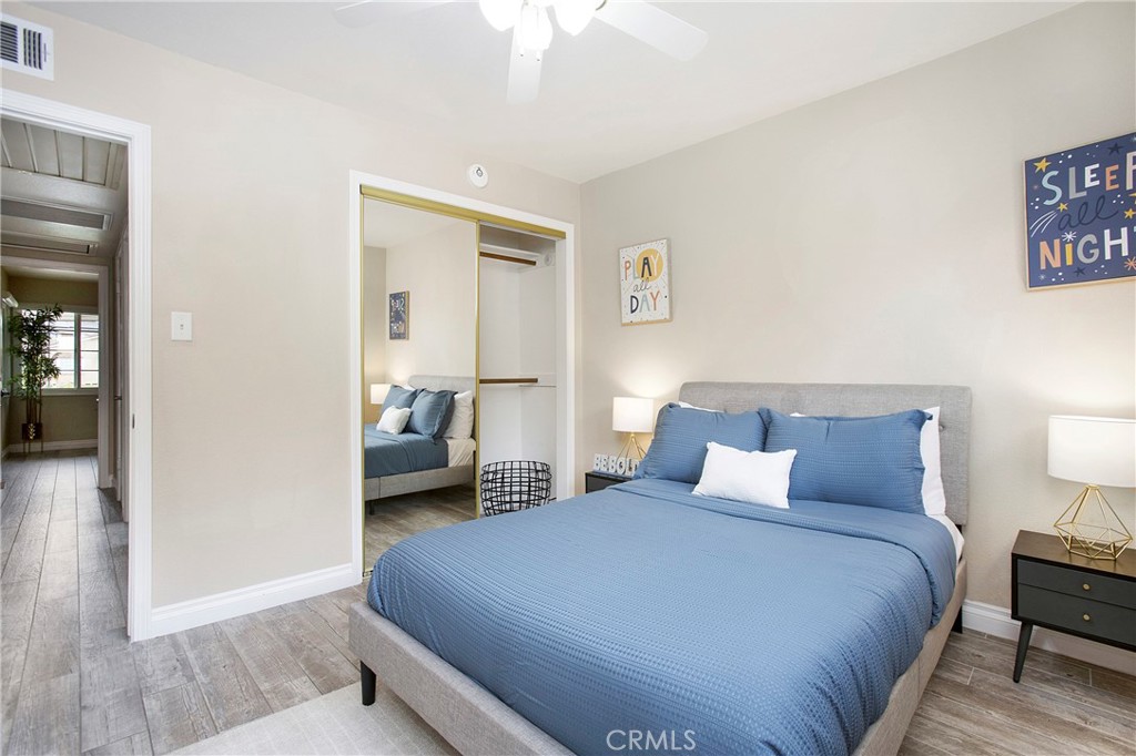 MLS #OC25170949 image #13