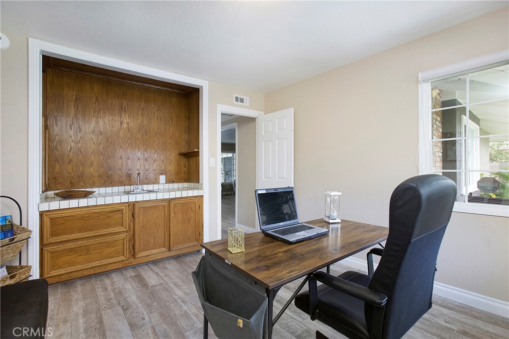 MLS #OC25170949 image #16