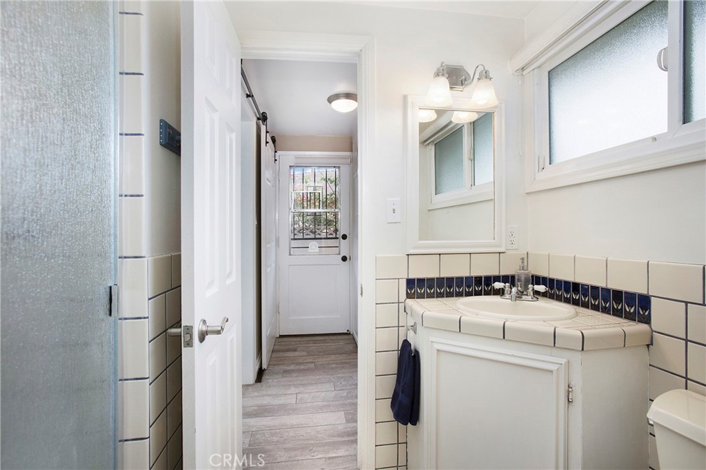 MLS #OC25170949 image #19