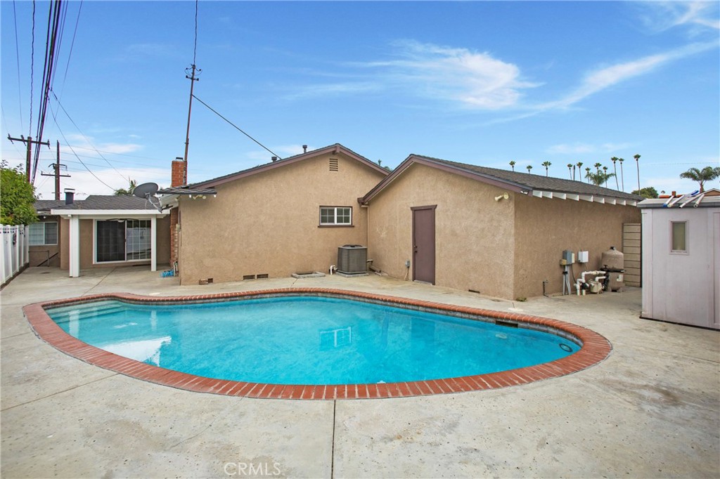 MLS #OC25170949 image #26