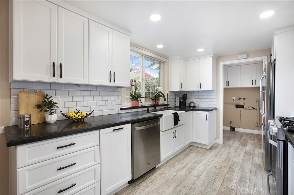 MLS #OC25170949 image #7