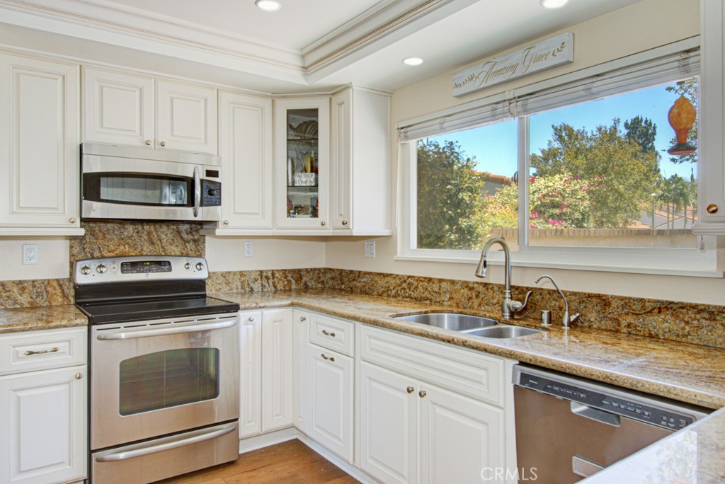 MLS #OC25170966 image #20