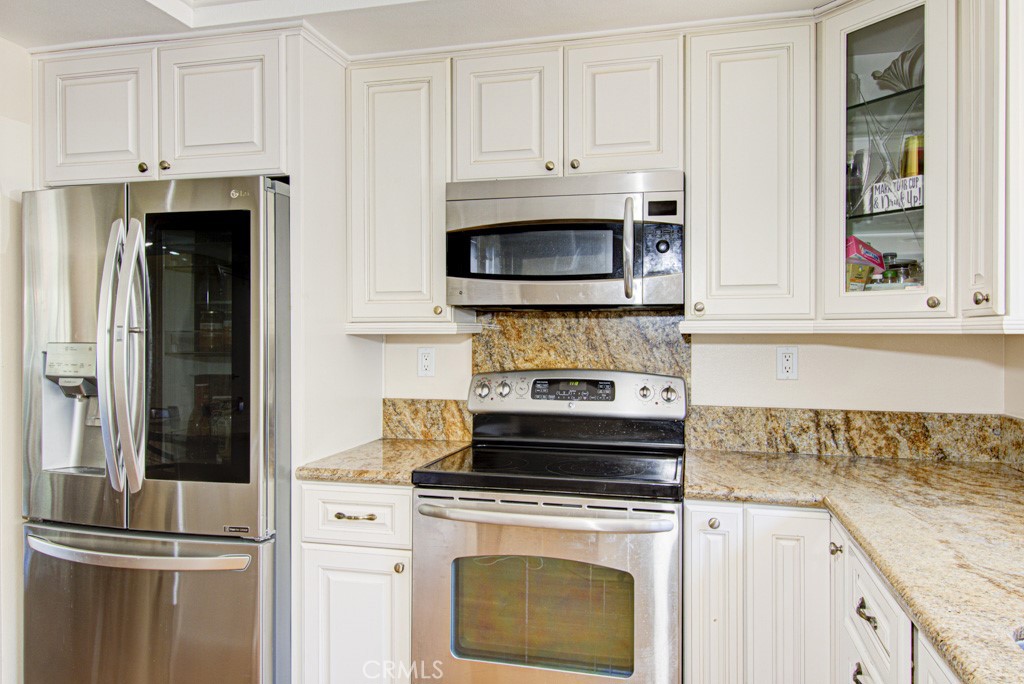 MLS #OC25170966 image #21