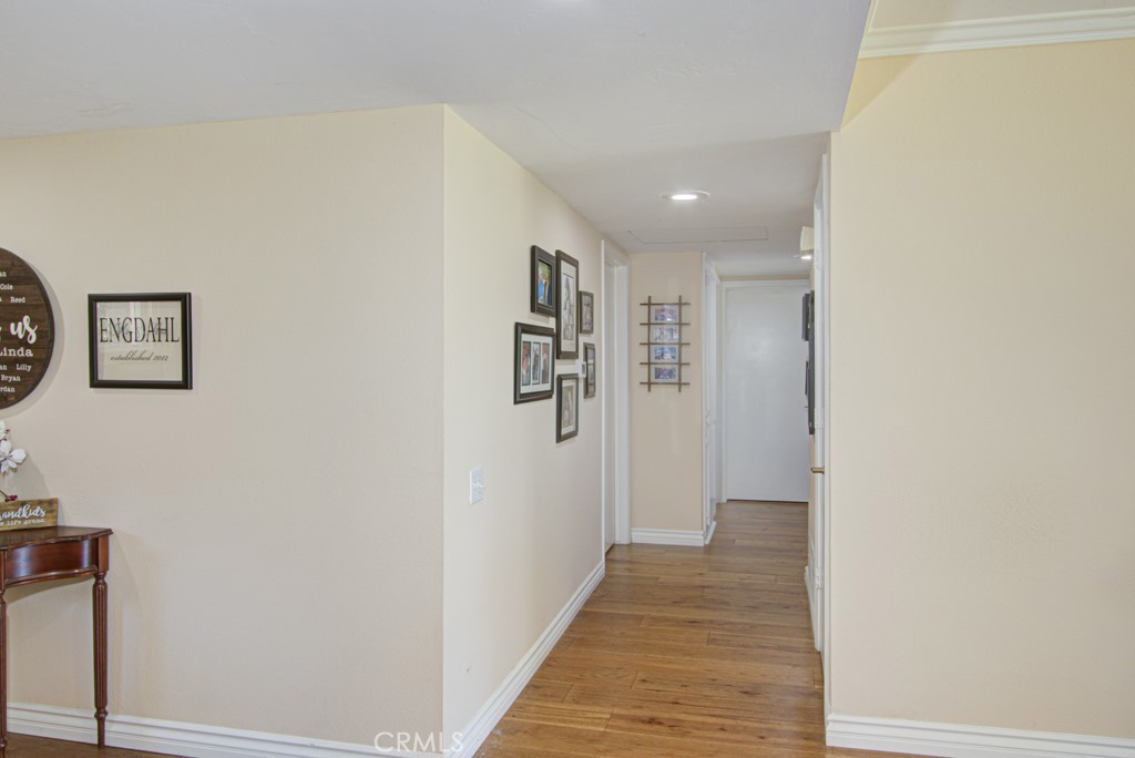 MLS #OC25170966 image #23