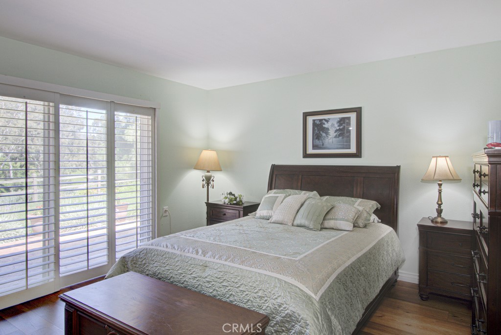 MLS #OC25170966 image #24