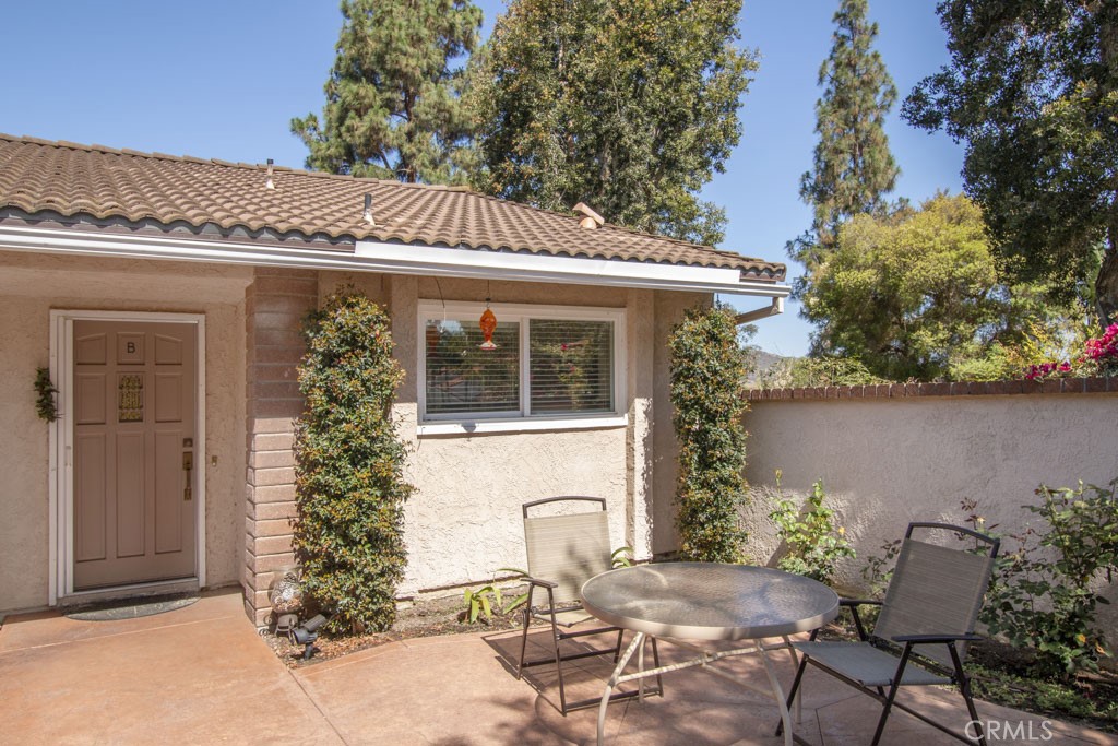 MLS #OC25170966 image #3