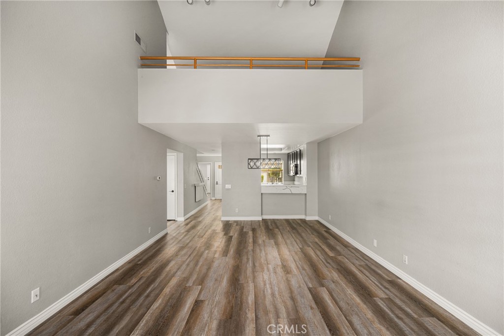 MLS #OC25171029 image #11