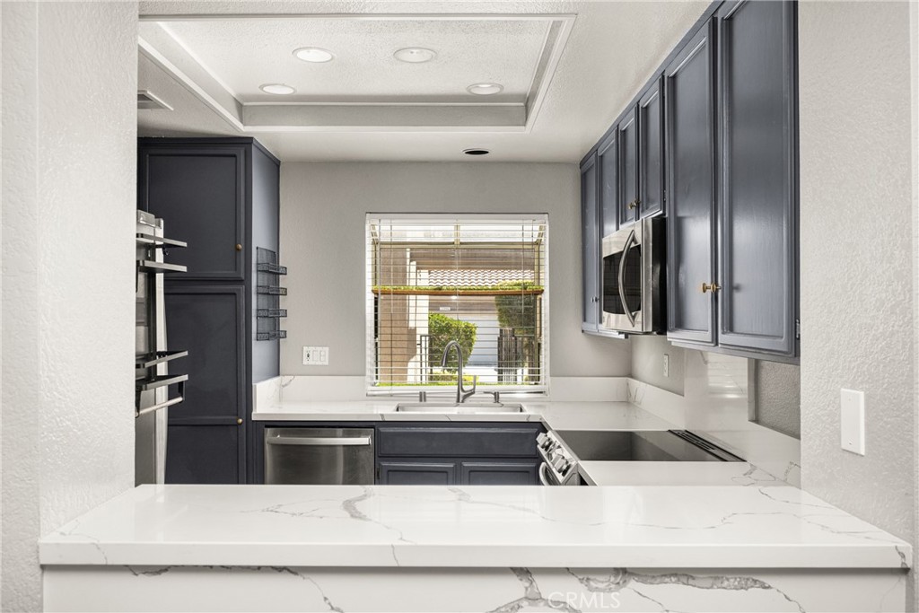 MLS #OC25171029 image #14